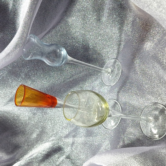 COLORFUL CORDIAL STEMMED GLASSES - Picture 10 of 12